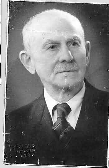 ggrandpa.jpg (127628 bytes)