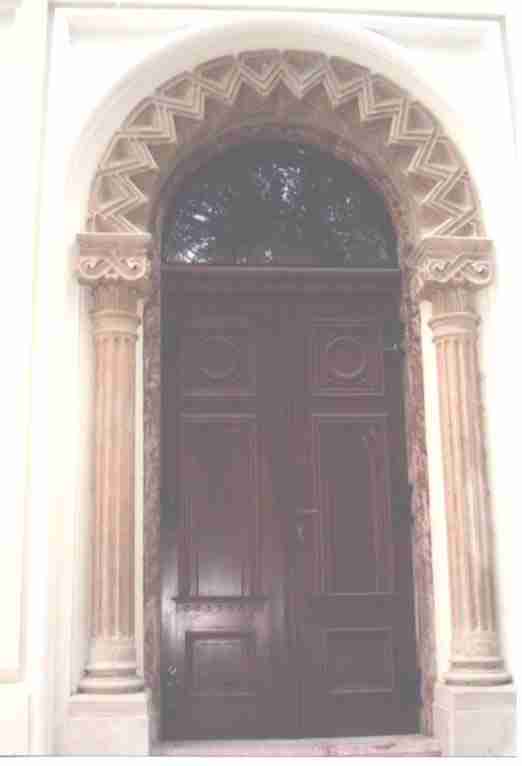 zsinagoga 2.jpg (12433 bytes)